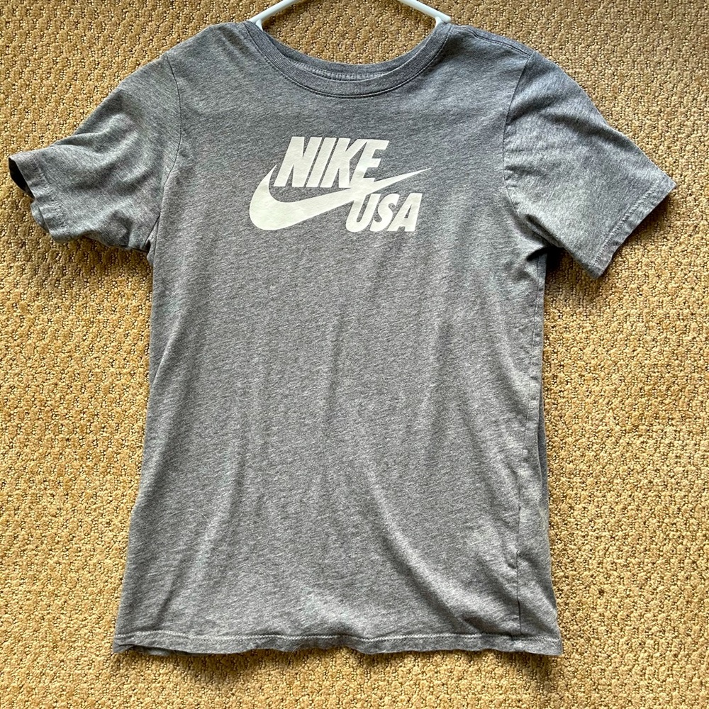 Nike Children’s T-Shirt (L)